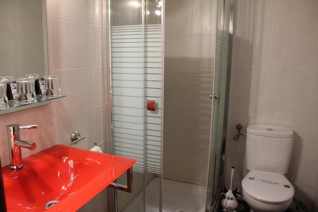 Hostal Nuevas Naciones Granada Szoba fotó