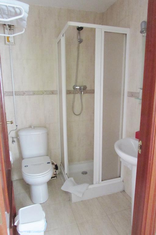 Hostal Nuevas Naciones Granada Kültér fotó